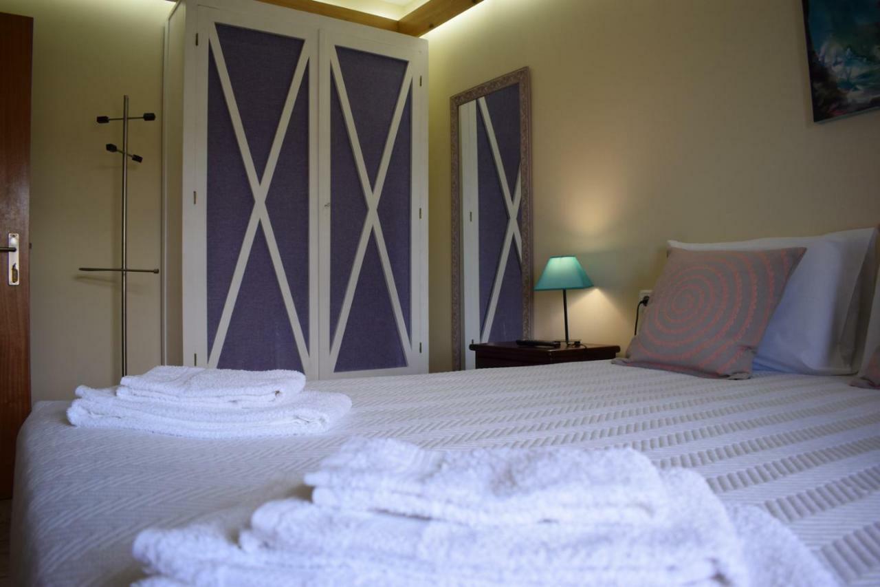 Casinha Da Avo Jeronima Rral 1519 Villa มาดาลีนา ภายนอก รูปภาพ